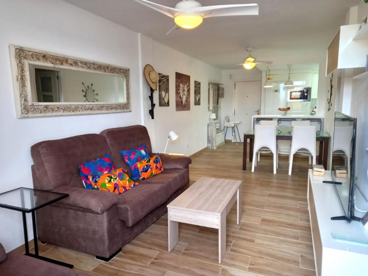אל מדאנו Apartamentos Medano מראה חיצוני תמונה
