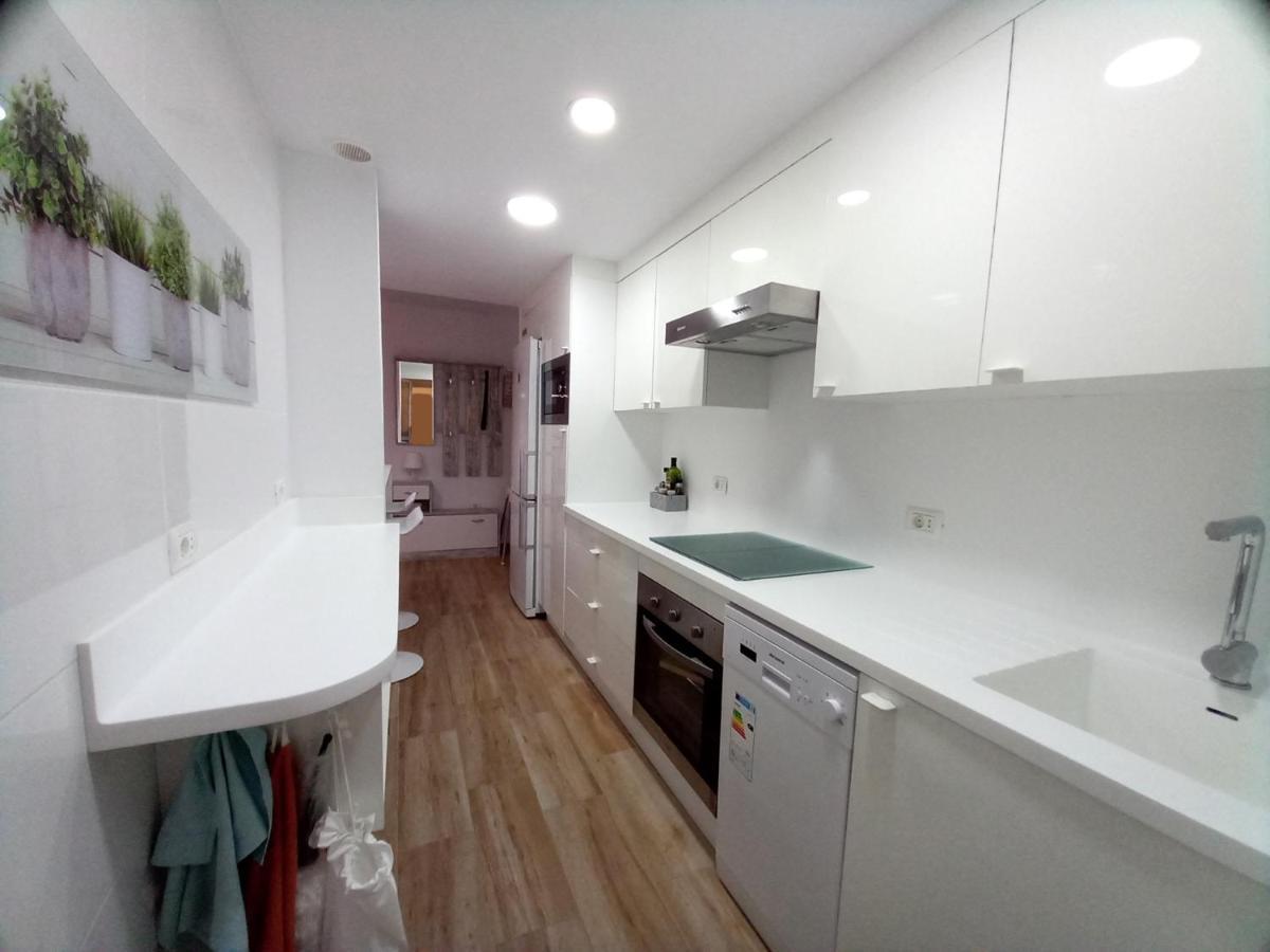 אל מדאנו Apartamentos Medano מראה חיצוני תמונה