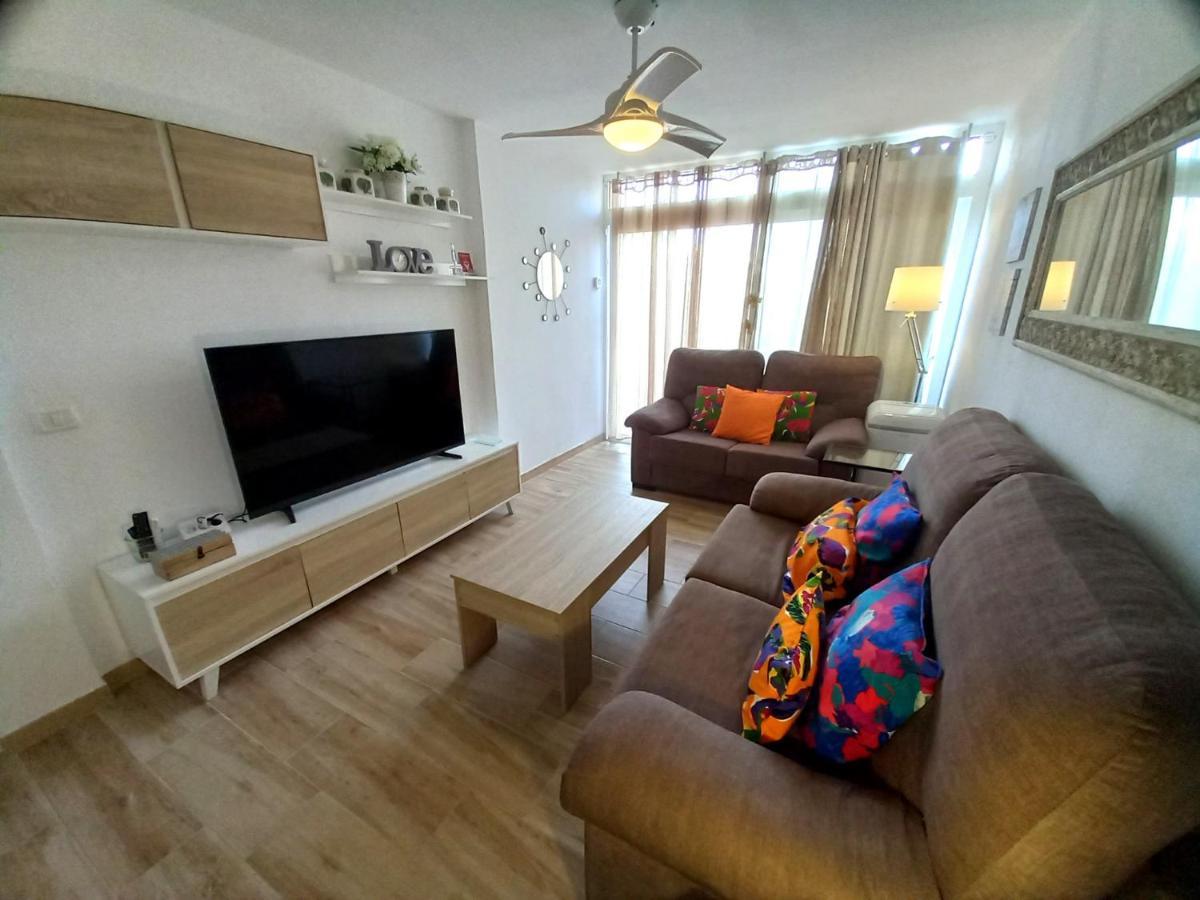 אל מדאנו Apartamentos Medano מראה חיצוני תמונה
